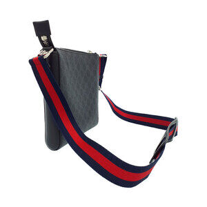 Gucci Crossbody Messenger Black GG Supreme Shoulder Bag